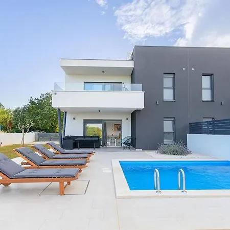 Impression By Istrialux