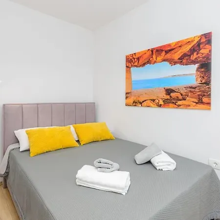 Villa Impression By Istrialux *