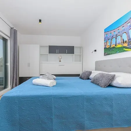 Impression By Istrialux