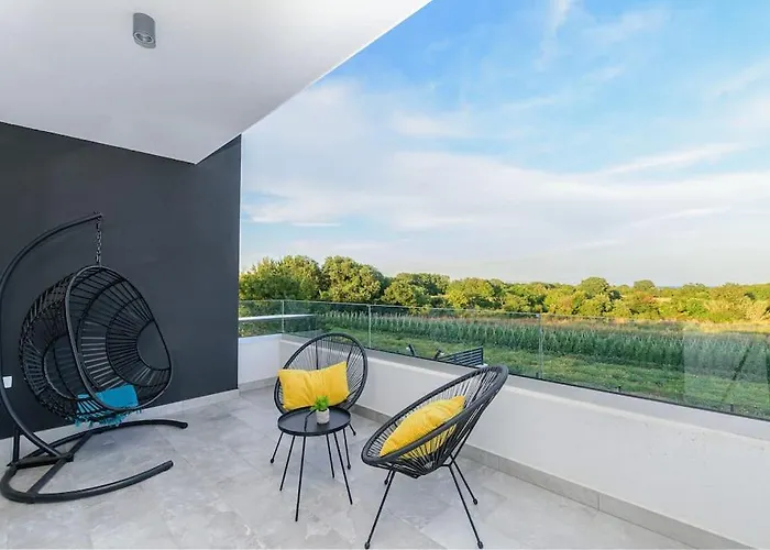 Villa Impression By Istrialux Ližnjan