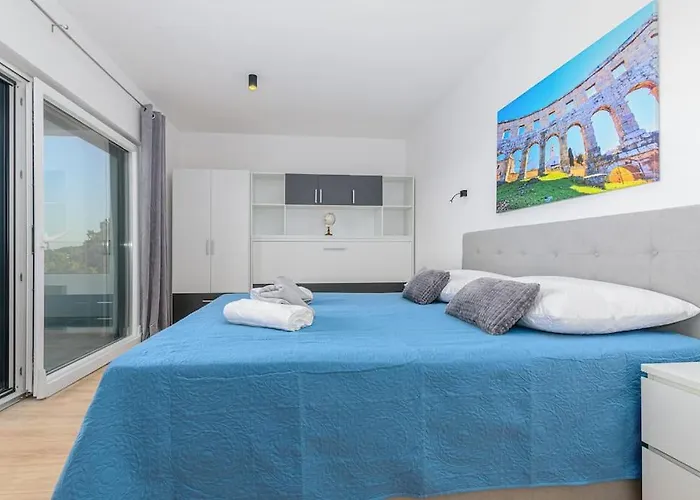 Impression By Istrialux